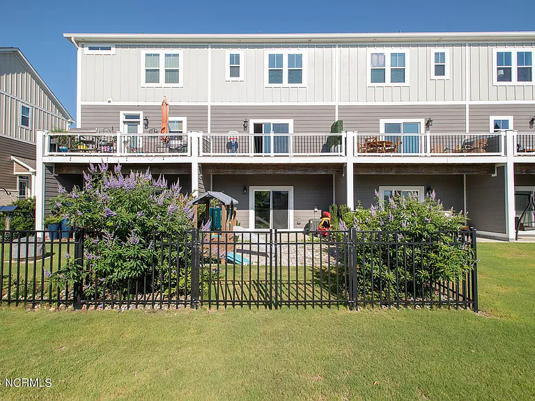 220 Gray Duck Dr — Photo 38