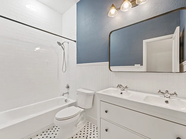 1306 Maverick Ln — Photo 12
