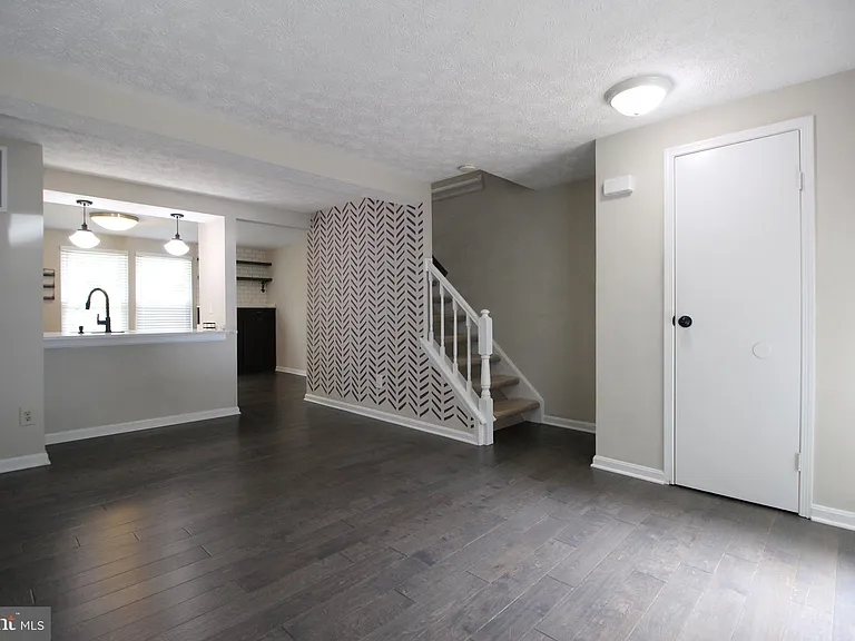 11916 Fieldthorn Ct — Photo 4