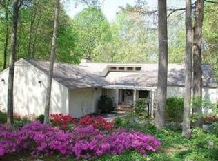 326 Larboard Dr, Moneta, VA 24121