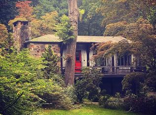 9 Lia Fail Way, Cos Cob, CT 06807