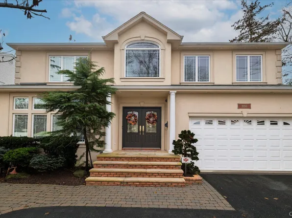 3056 Valentine Place, Wantagh, NY 11793