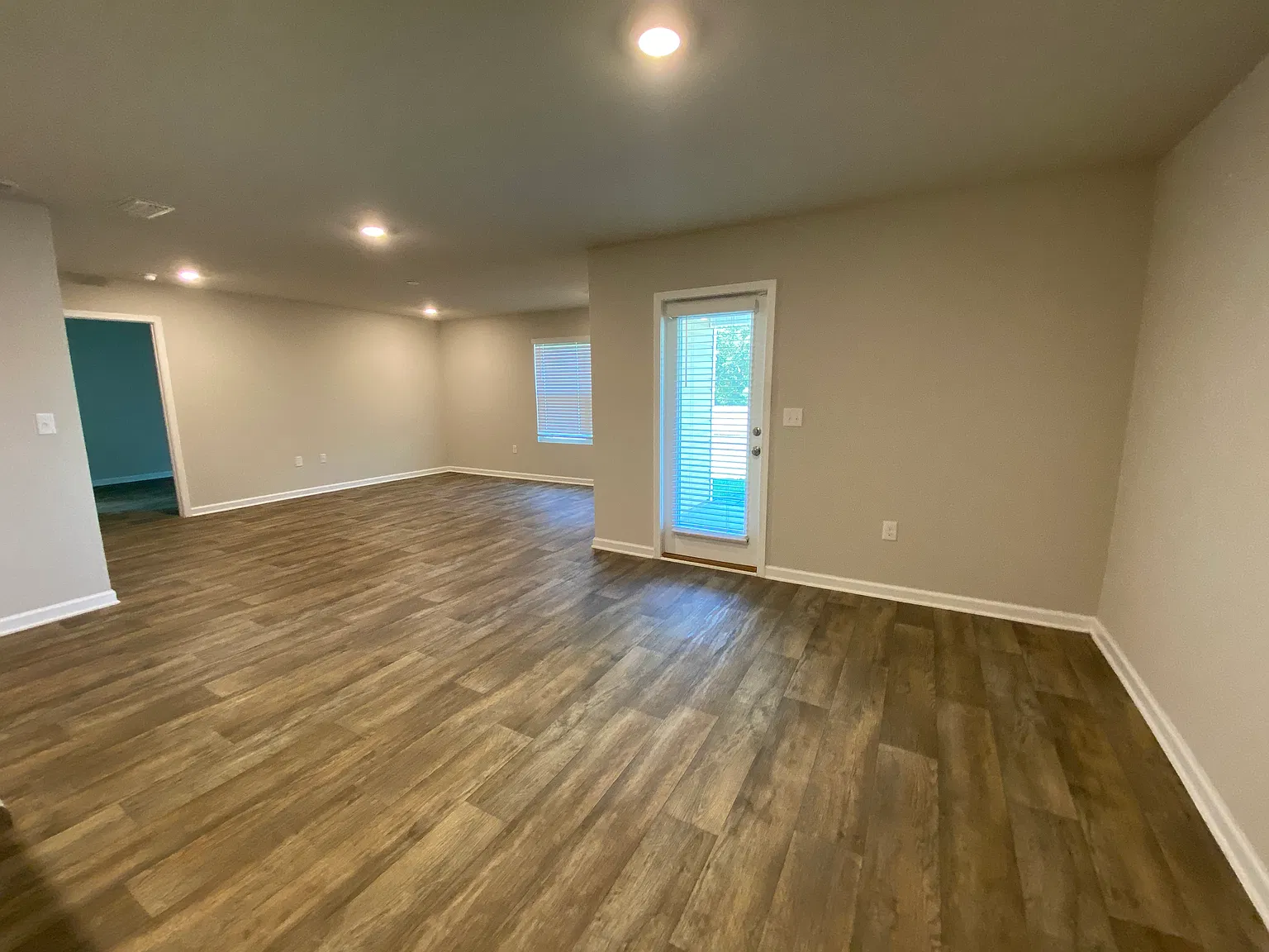 Available Mid November! 4 Bed/2 Bath In Foley! — Photo 4