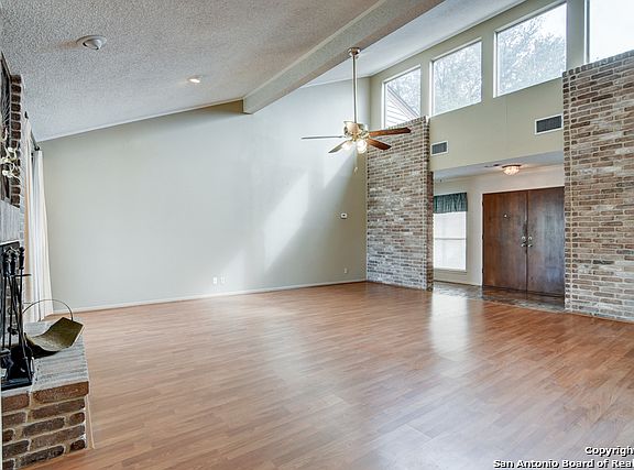 3rd image of 6203 Shadow Moss Ct
