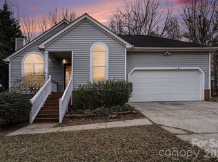 7821 Royce Hall Ln #42, Charlotte, NC 28216