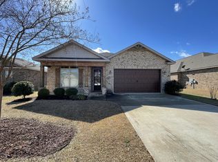 111 Barnyard Way, Perry, GA 31069