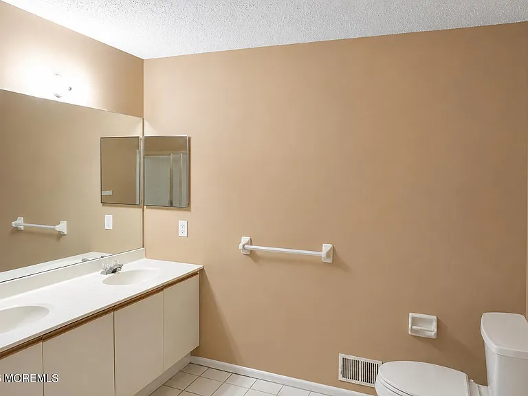 114 Orion Rd — Photo 17