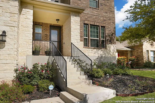 228 Comanche Trl — Photo 4