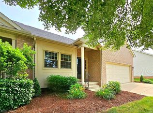 2636 Cardington Grn #26B, Uniontown, OH 44685