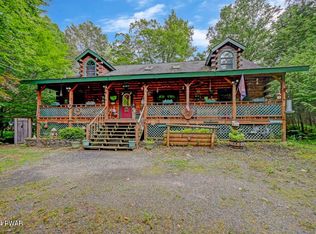 14 Millwood Ter, Lake Ariel, PA 18436