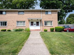 107 Woodhill Dr, Rochester, NY 14616