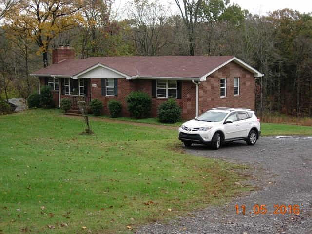 2nd image of 1404 Pleasant Hill Rd