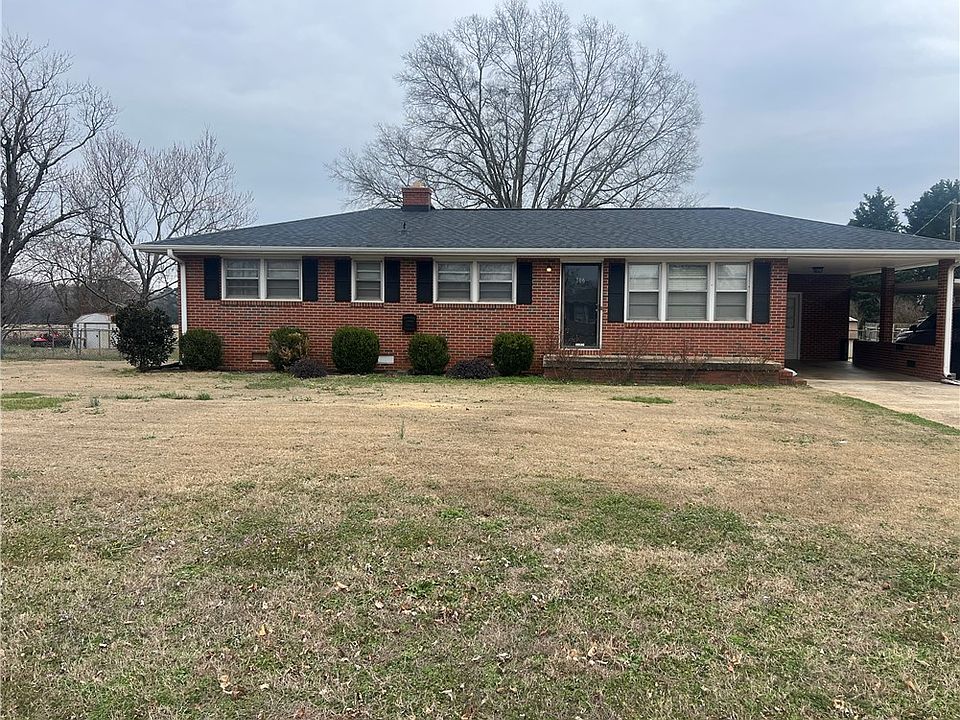 1st image of 106 Donhill Rd