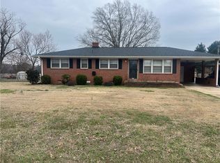 106 Donhill Rd, Anderson, SC 29625