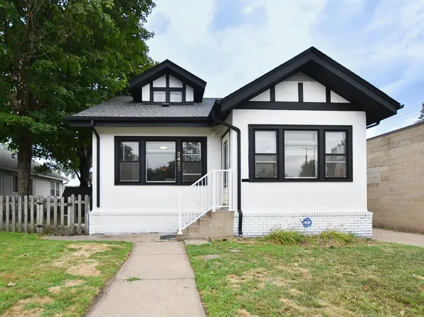 2422 Jefferson St NE, Minneapolis, MN 55418
