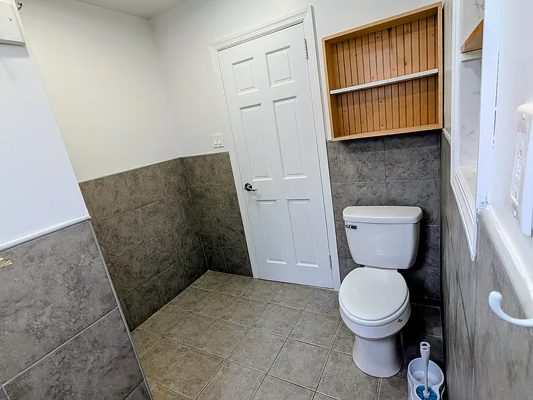 10 Wallace St — Photo 13