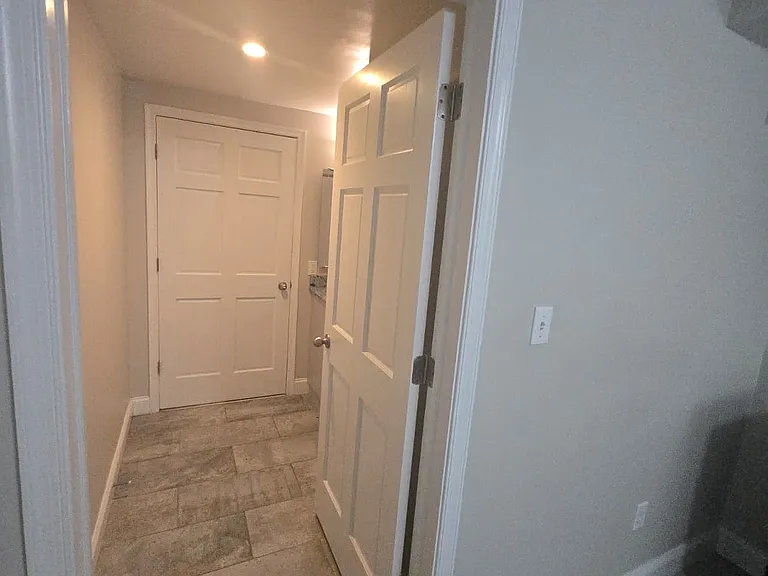 6720 Newbold Dr — Photo 27