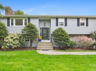 135 Forest Ave, Hudson, MA 01749