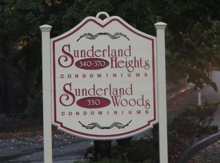 370 Sunderland Rd UNIT 19D, Worcester, MA 01604