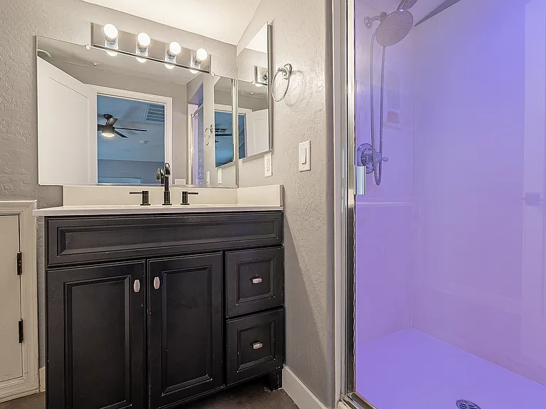 2773 S Bahama Dr — Photo 4