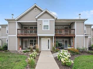 1369 Millbrook Trl, Ann Arbor, MI 48108