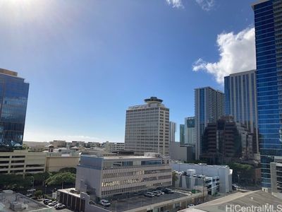 747 Amana St APT 1018, Honolulu, HI, 96814