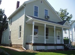 725 E 15th St, Davenport, IA