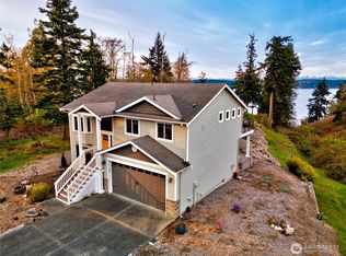 2303 N Bluff Rd, Greenbank, WA 98253