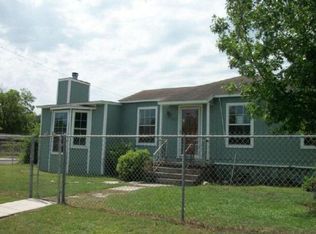 400 Canavan Ave, San Antonio, TX 78221