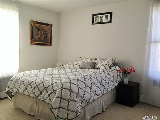 Sold by Douglas Elliman | media 14