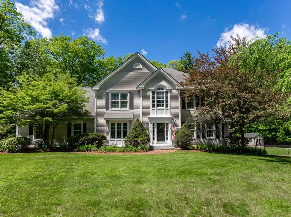 7 Linda Lane, Merrimack, NH 03054