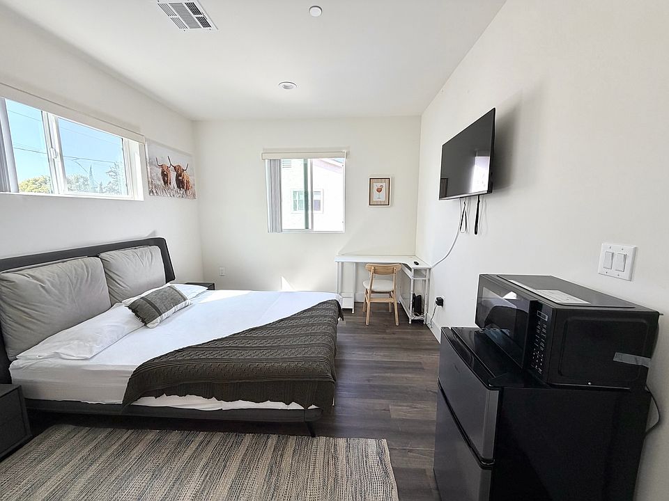 1st image of 2233 S Longwood Ave #2