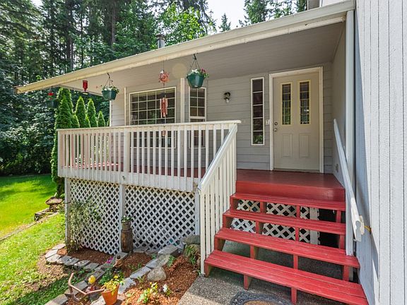 4th image of 18127 SE Stoney Ct