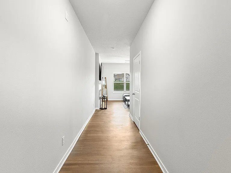 Entrance/hallway