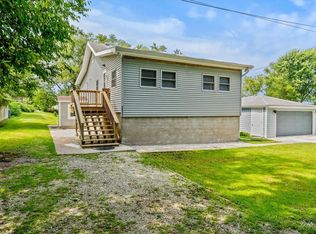 26952 N Poplar St, Wauconda, IL 60084