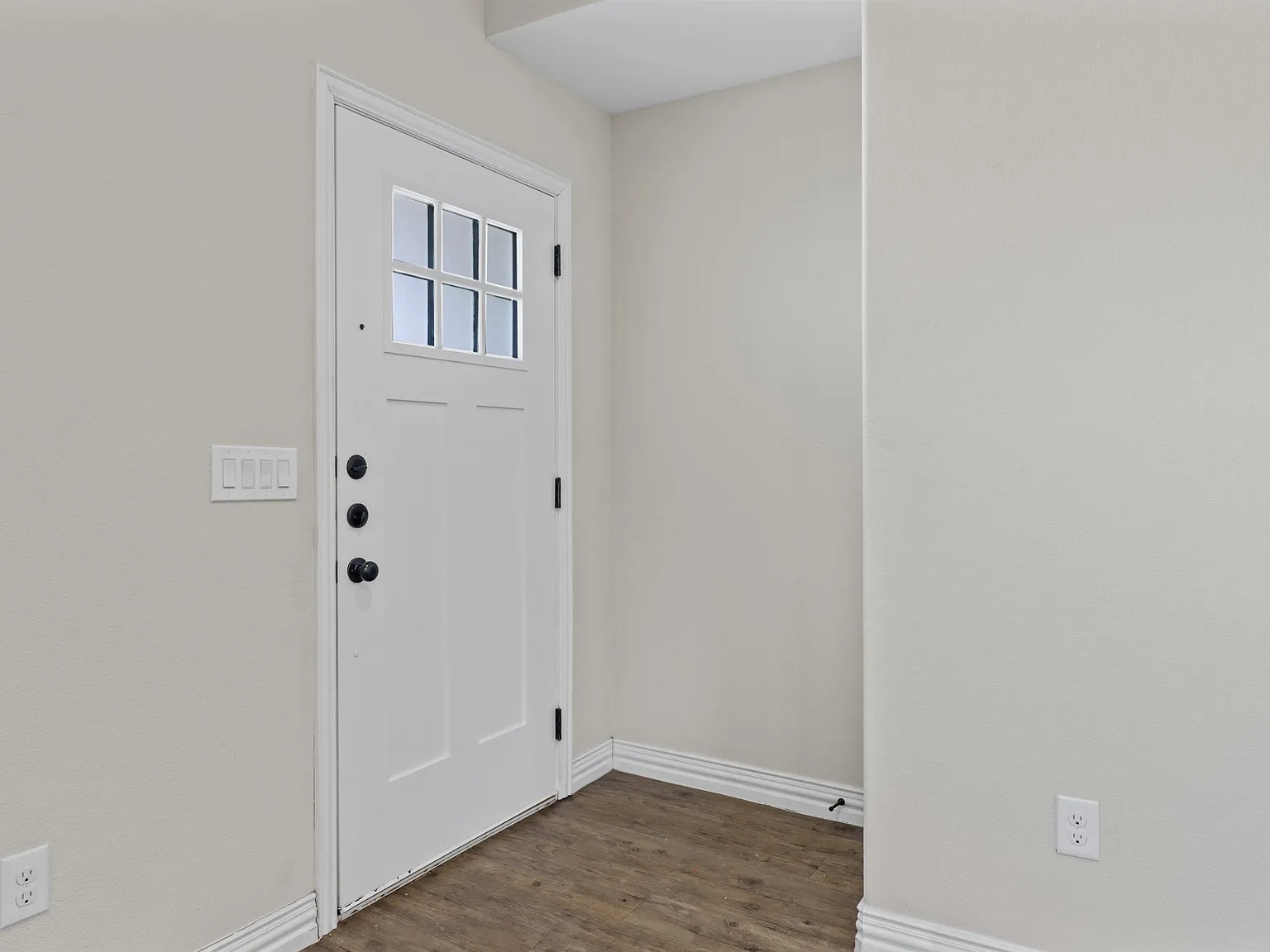 901 North Barrett Ave; Denison 75020_For Sale Okr - 1 — Photo 3