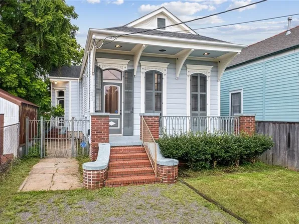 1233 N Robertson St, New Orleans, LA 70116