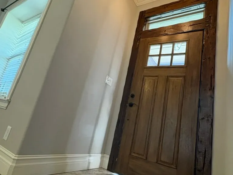 635 Meadows Cir — Photo 7