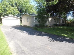7469 County House Rd, Auburn, NY 13021