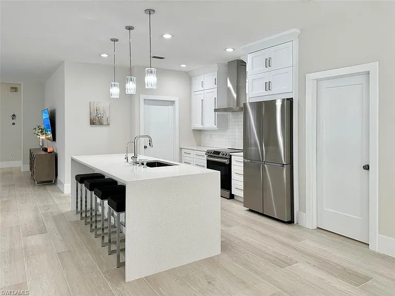 8260 Laurel Lakes Blvd — Photo 12
