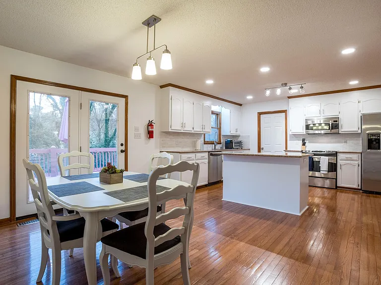 5038 Clearwater Lake Rd — Photo 17