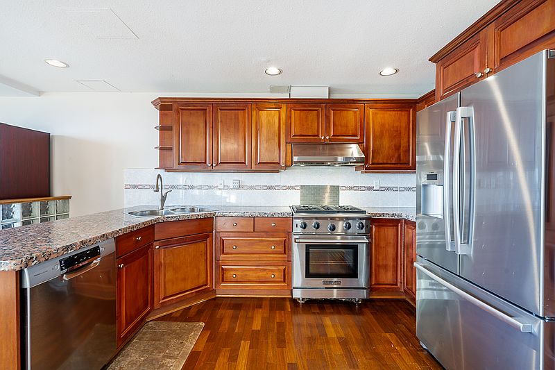 Vancouver Apartment for rent - 2 Bedrooms — photo 18