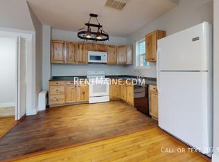 206 Maine Ave #1, Farmingdale, ME 04344