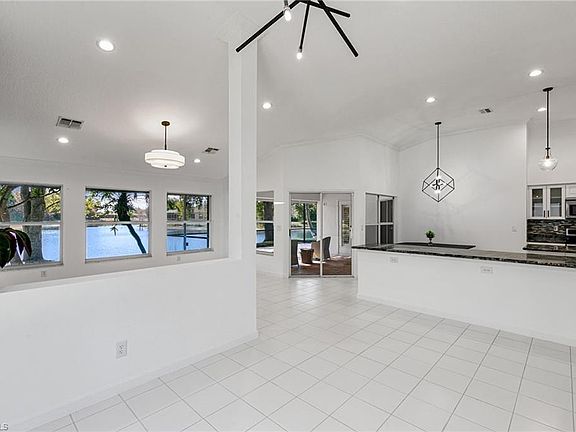 4th image of 7867 Gardner DR