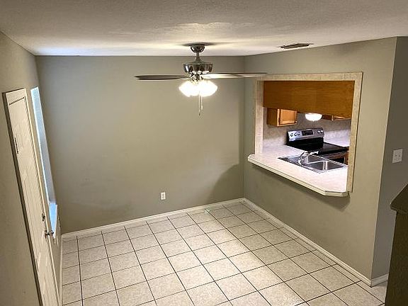 3rd image of 8911 McPherson Rd #9-B