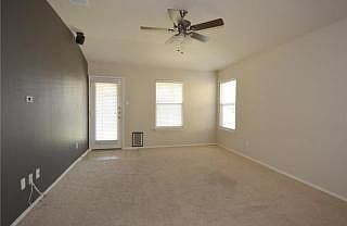 3rd image of 347 Bloomsbury Dr