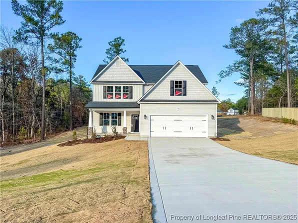 342 Flying Bolt Dr, Raeford, NC 28376
