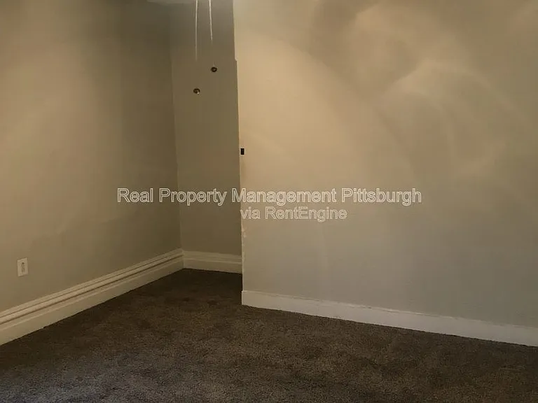 4554 Friendship Ave — Photo 7