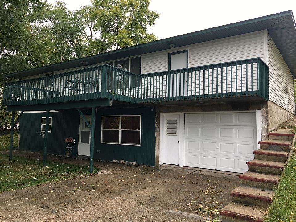 1st image of 233 Harry Rich Dr