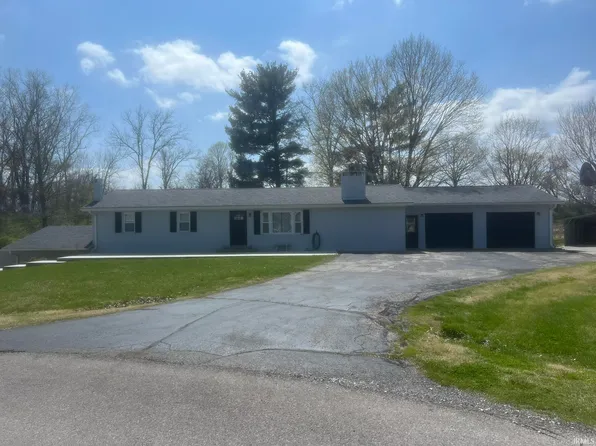 208 W Branch St, Petersburg, IN 47567